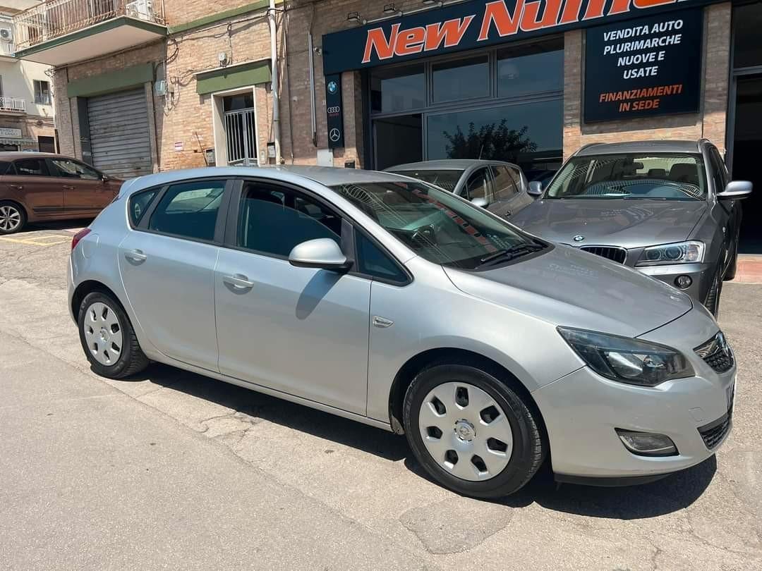 Opel astra 1.7 Cdti 110cv 5porte Elective 2011