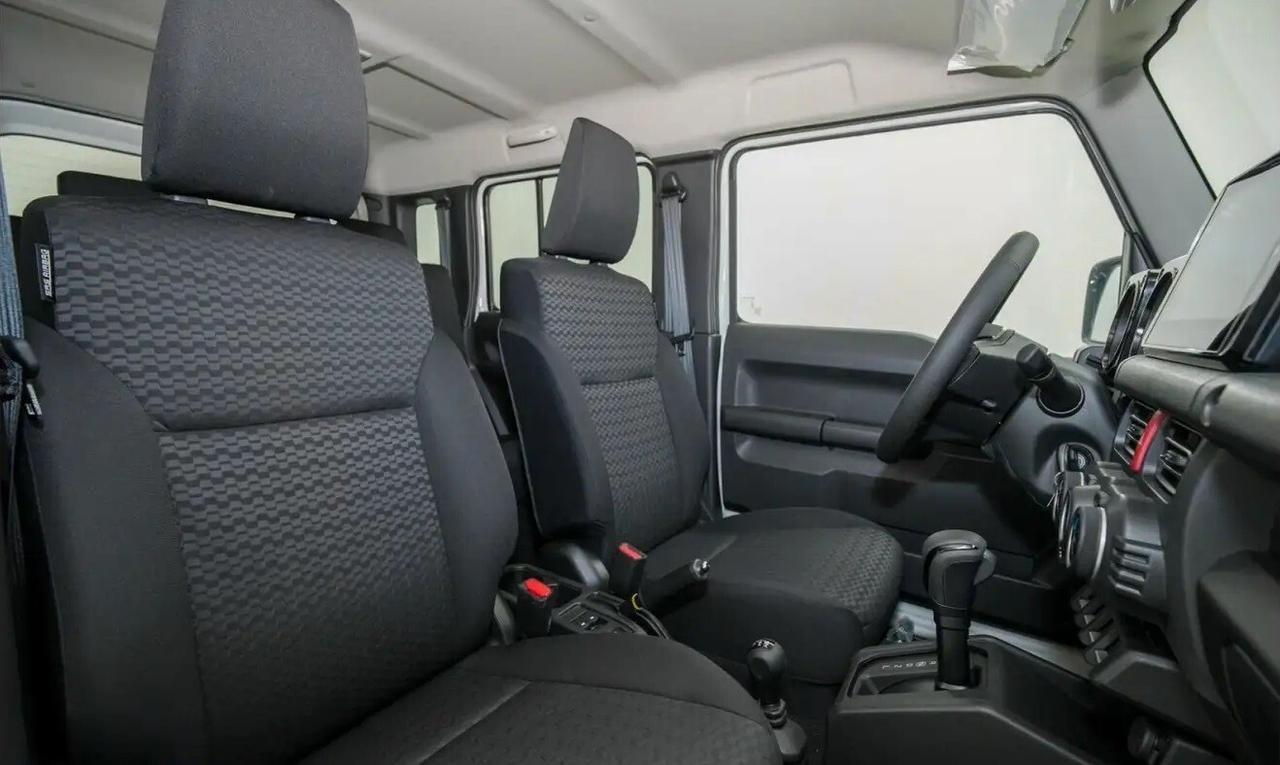 SUZUKI JIMNY 1.5 4WD ALLGRIPP 102cv 5 Porte 4 Posti