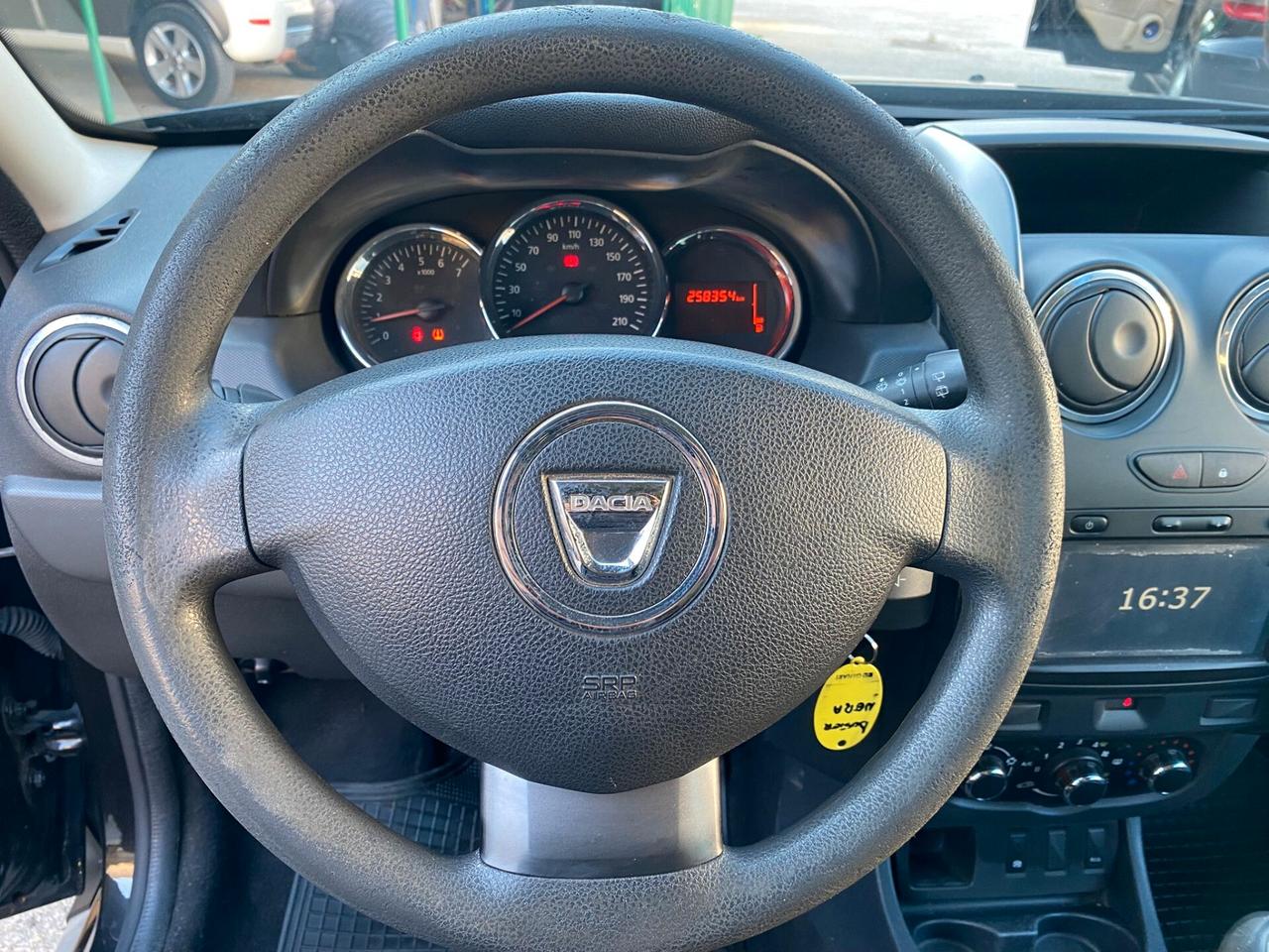 Dacia Duster 1.5 dCi 110CV restyling full opt 2015