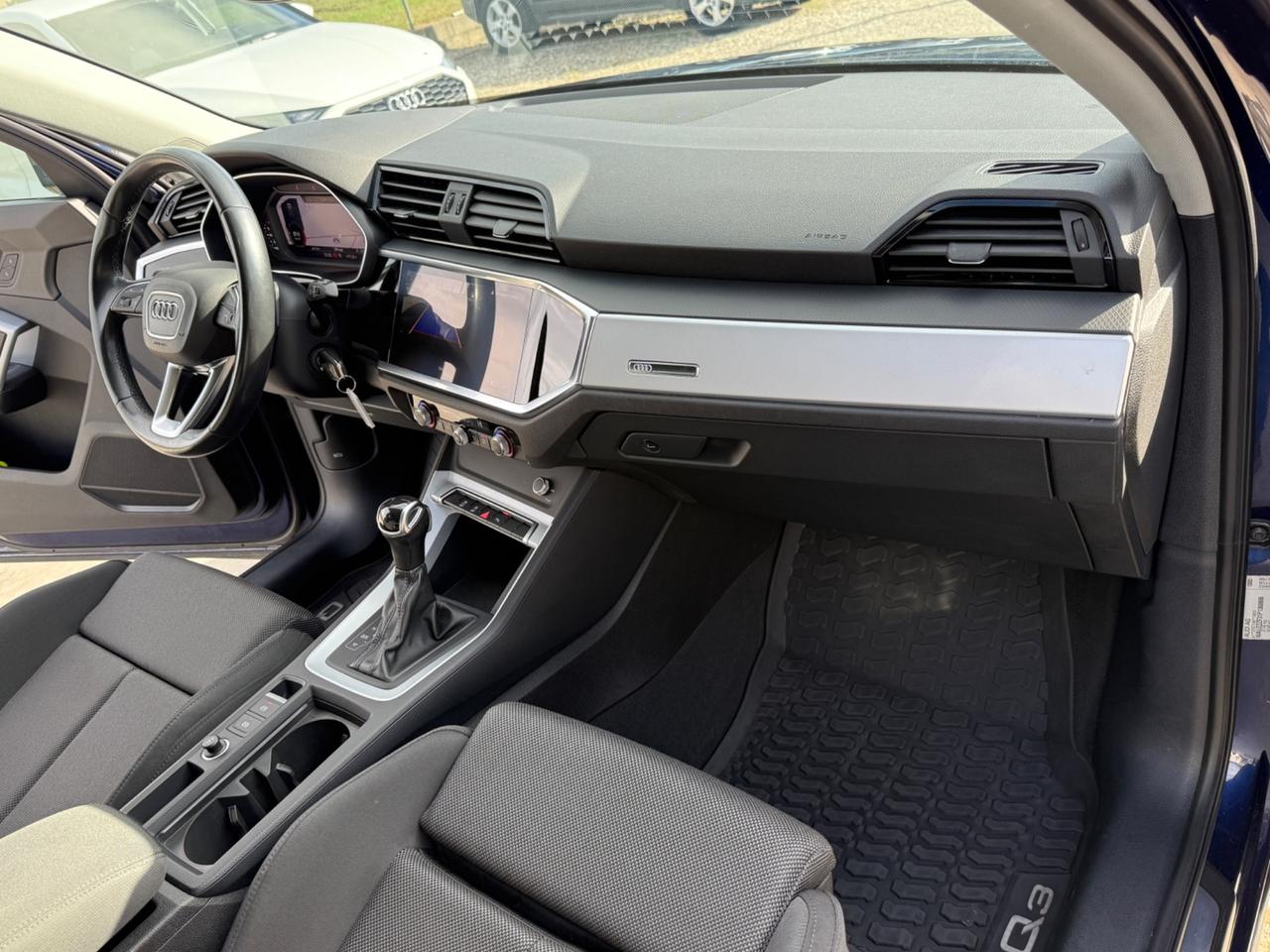 Audi Q3 35 TDI S tronic Business Advanced 12/2022