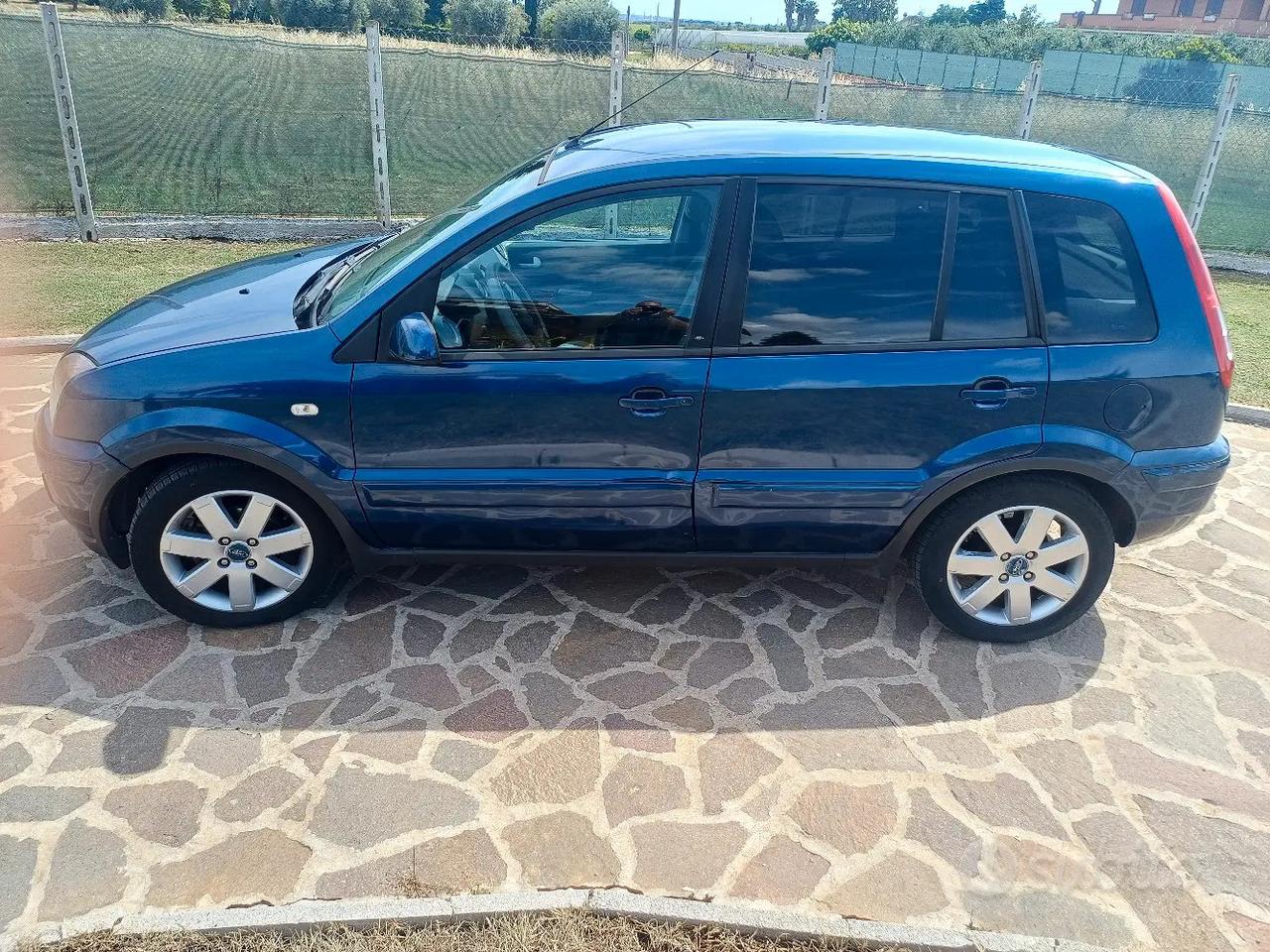 FORD FUSION