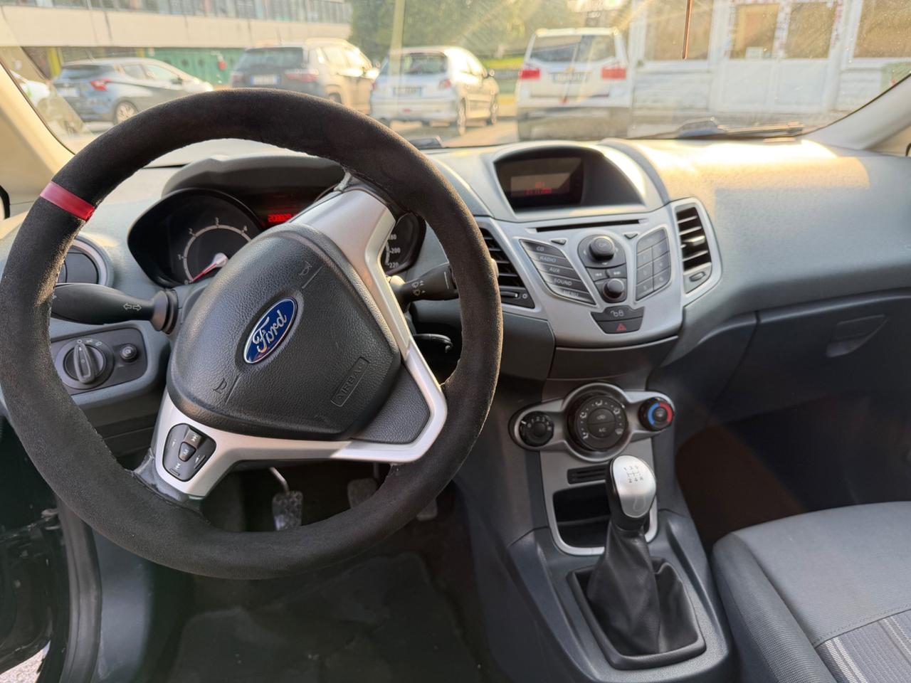 Ford Fiesta 1.4 TDCi 5p. Titanium