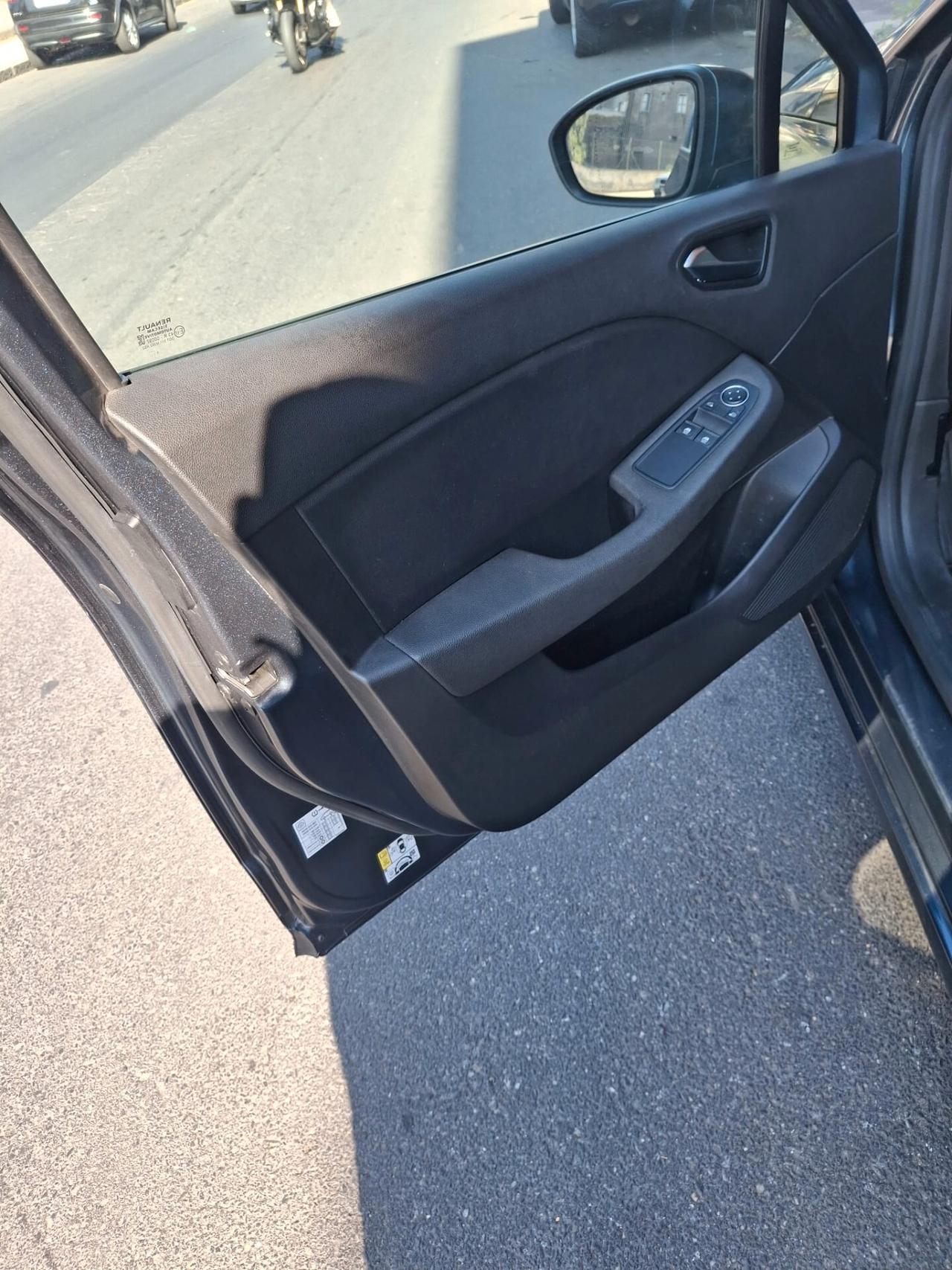 Renault Clio TCe 100 CV GPL 5 porte Intens