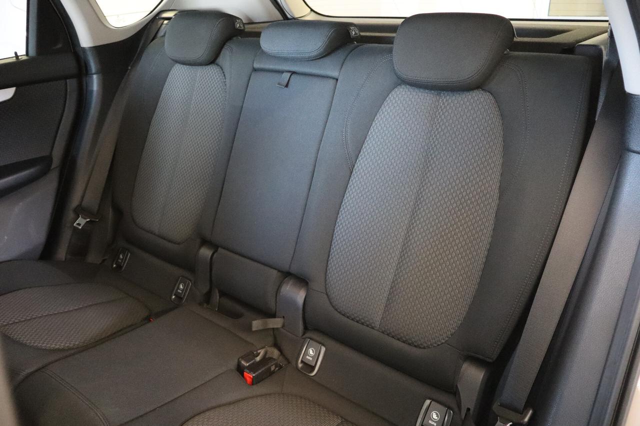 BMW 218 d ACTIVE TOURER ADVANTAGE - 218d