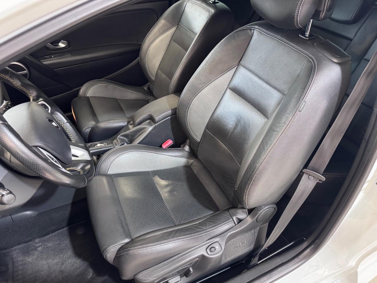 Renault Megane Mégane Coupé 2.0 Turbo 250CV RS