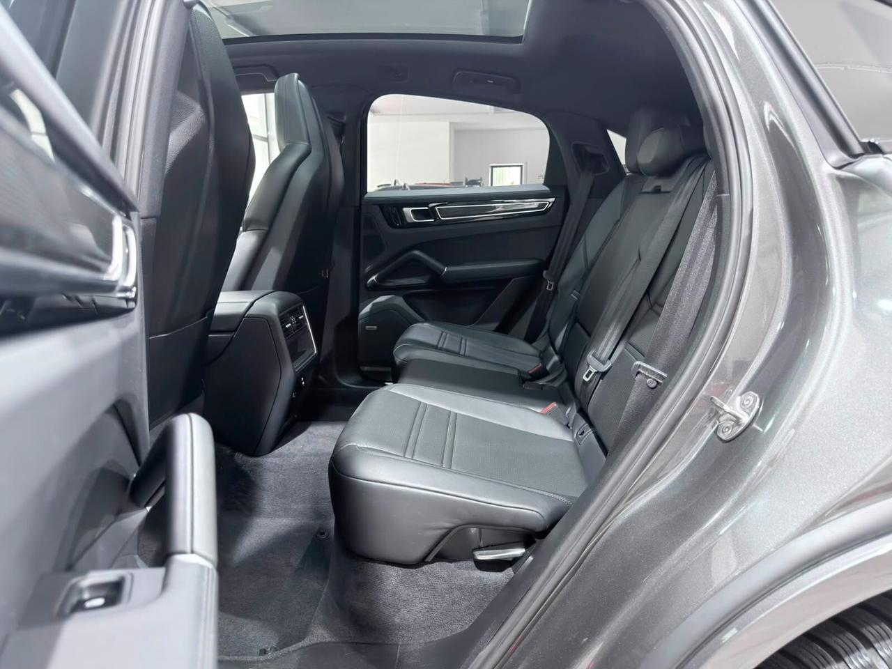 PORSCHE CAYENNE COUPE 3.0 340cv E-HYBRID FULL