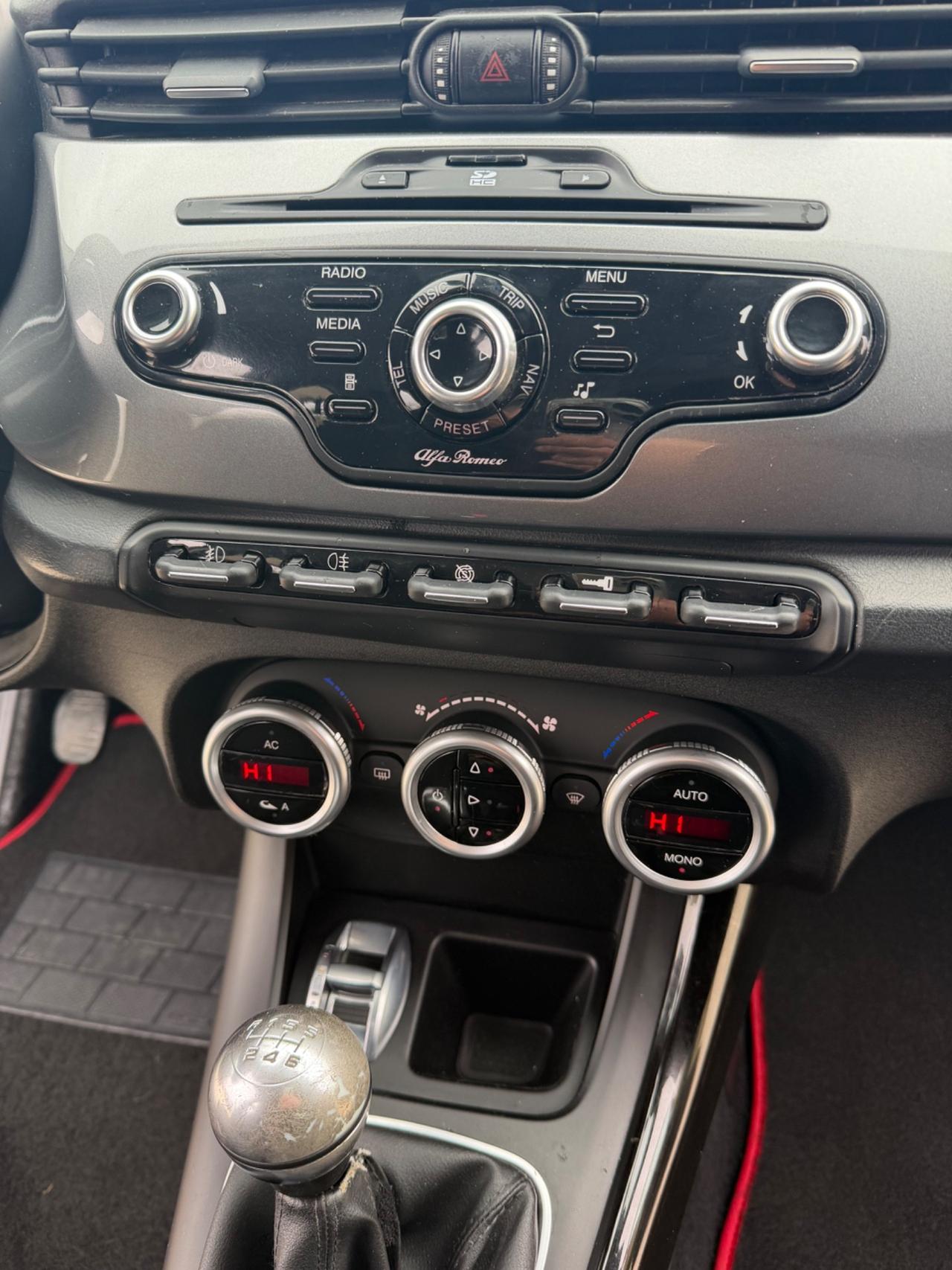 Alfa Romeo Giulietta 2000cc 140cv exsclusive