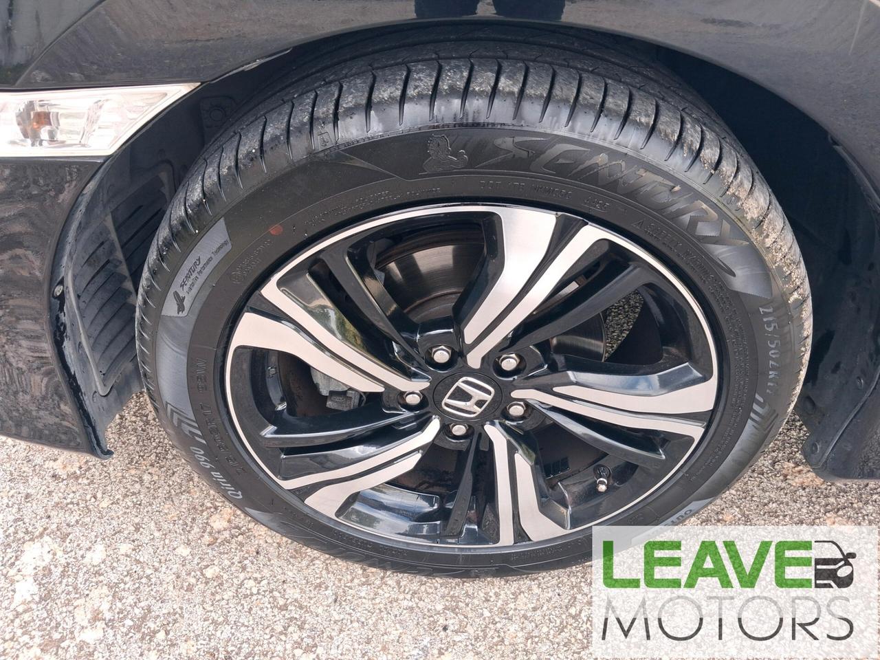 Honda Civic 1.6 Executive (M1598)