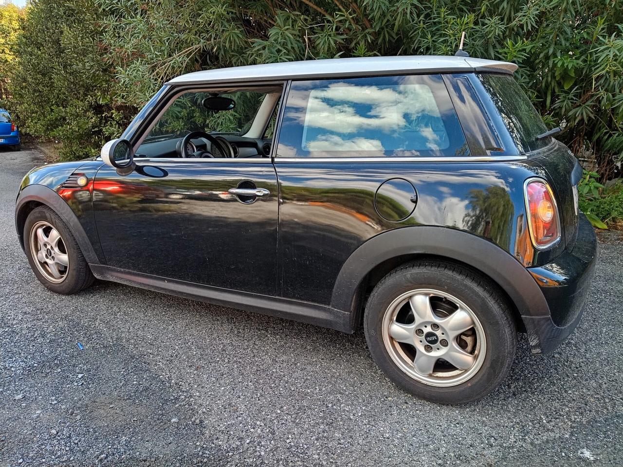 Mini 1.6 16V One (55kW)