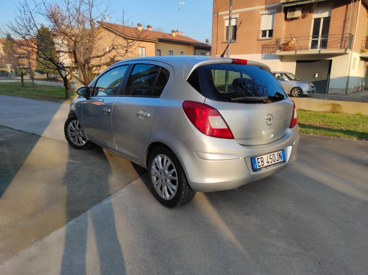 Opel Corsa 1.2 80CV 5 porte GPL-TECH Edition COSMO