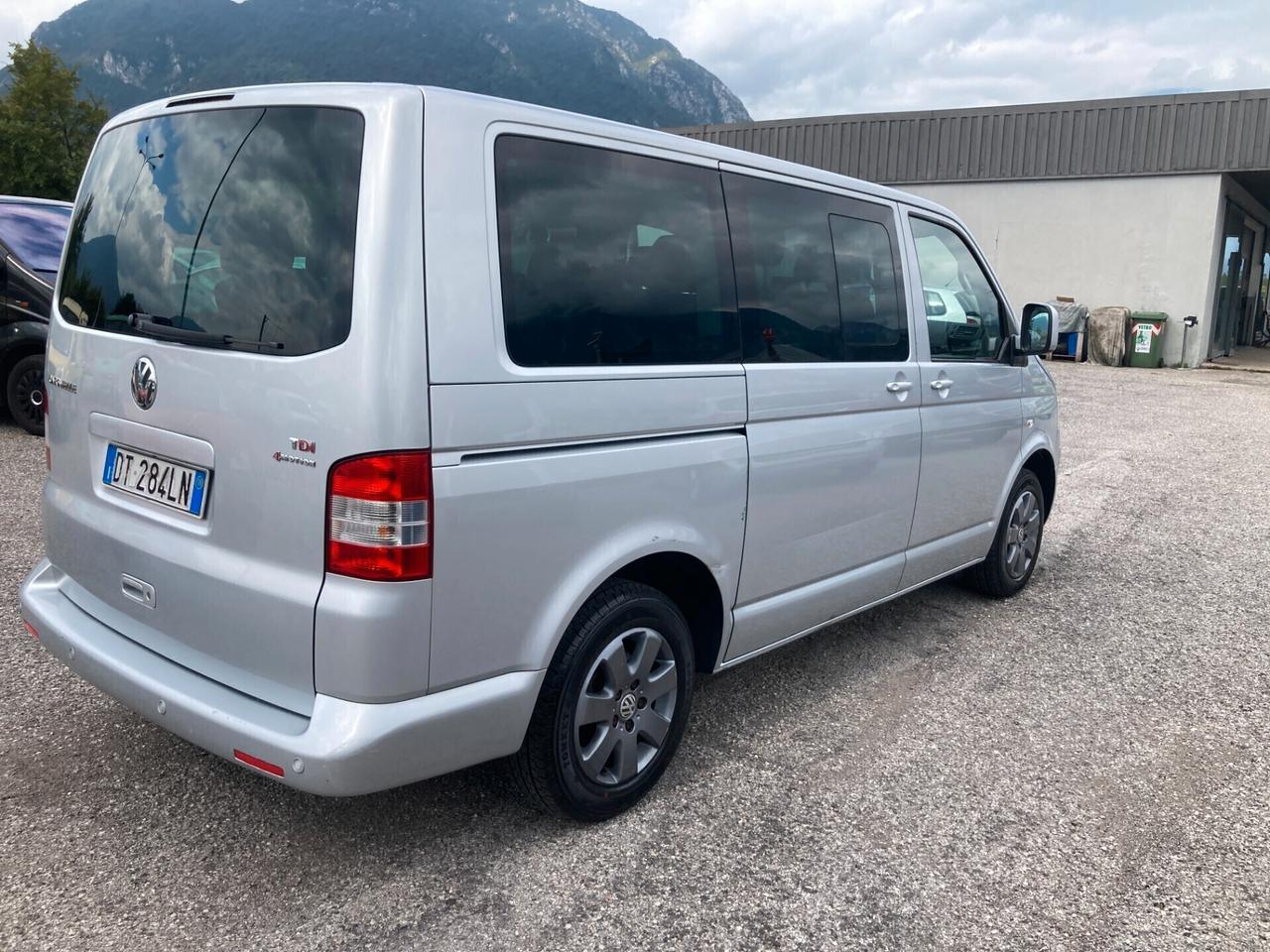 Volkswagen Multivan 2.5 TDI/130CV 4motion Highline