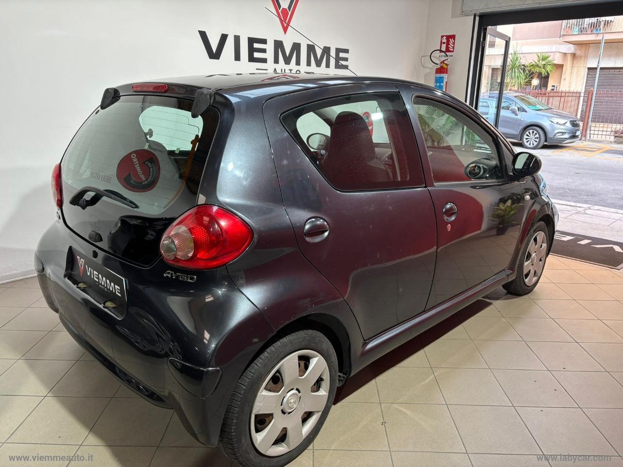 TOYOTA Aygo 1.0 VVT-i 5p. Now