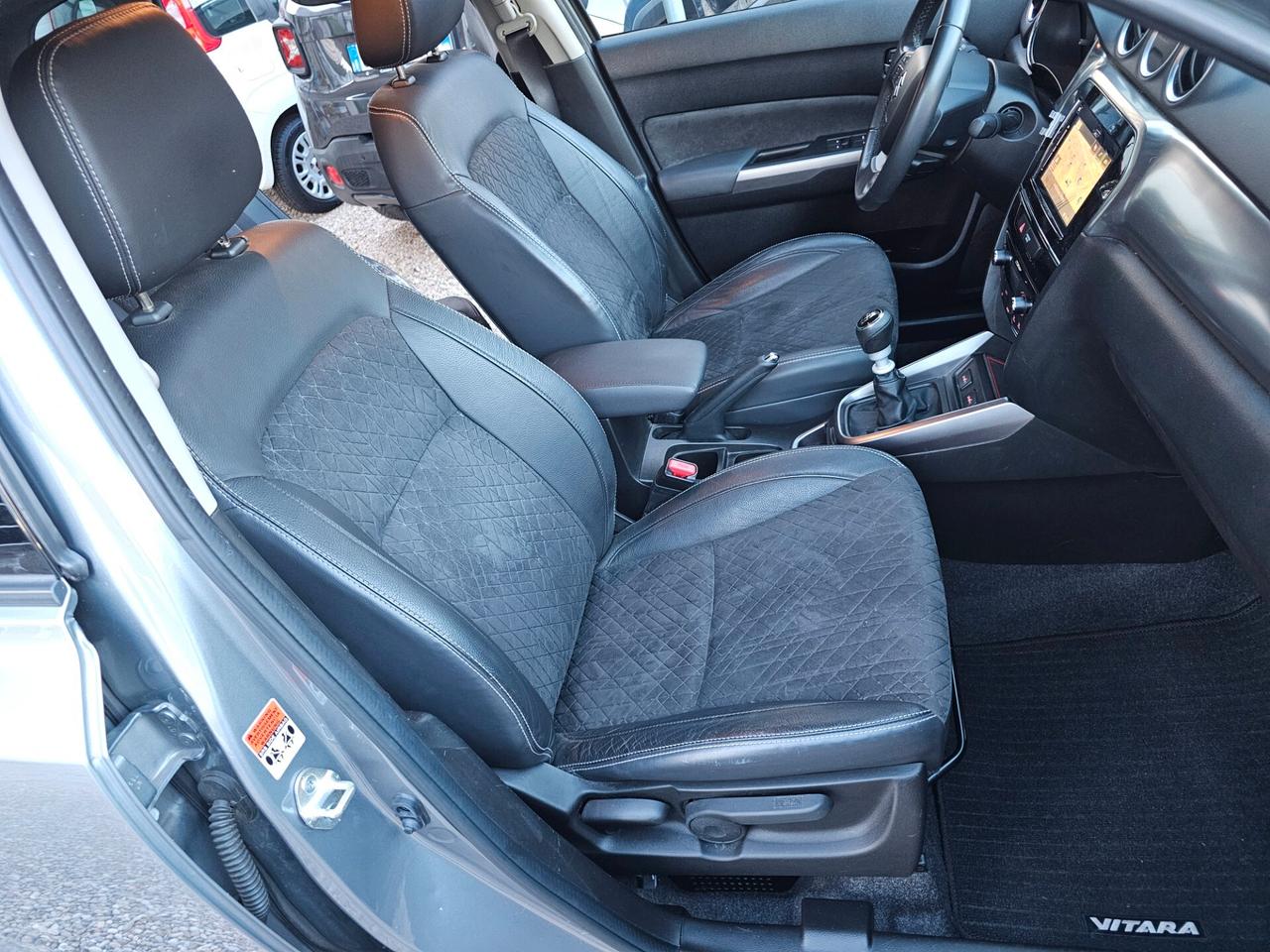 Suzuki Vitara 1.4 Hybrid Top