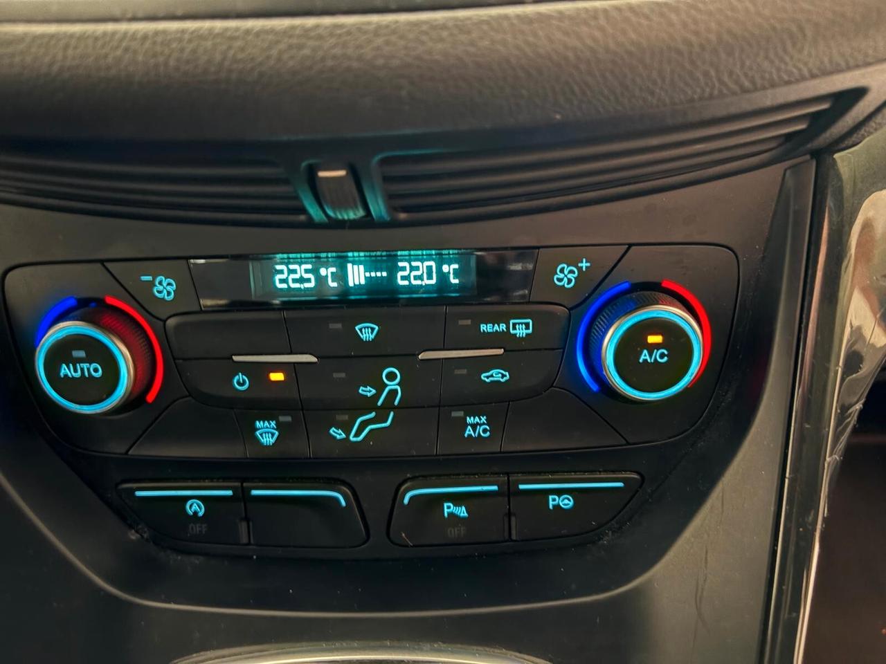 FORD KUGA 1.5 TDCI S&S SWD ST-LINE BUSINESS