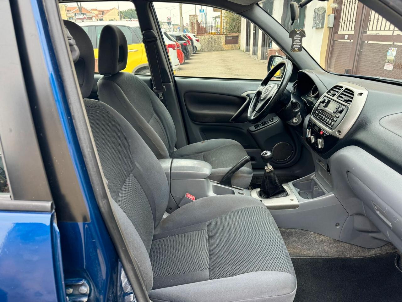 Toyota RAV4 2.0 Tdi D-4D 4X4 5 porte Sol