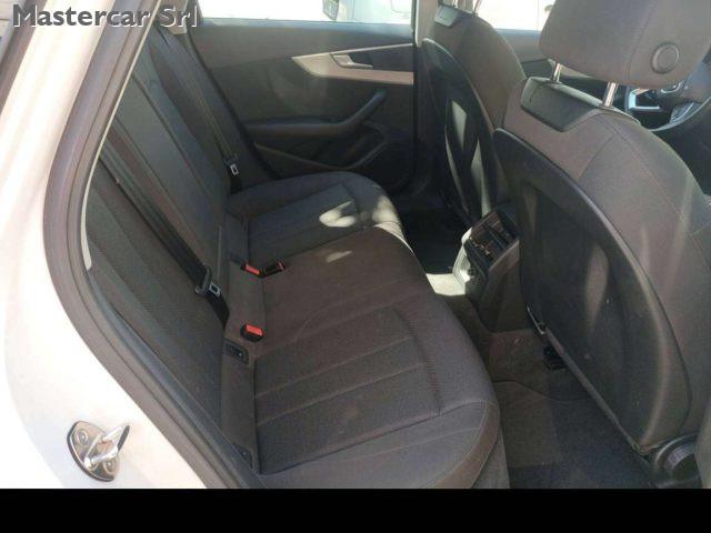 AUDI A4 A4 40 2.0 tdi mhev Business quattro 204cv s-tronic