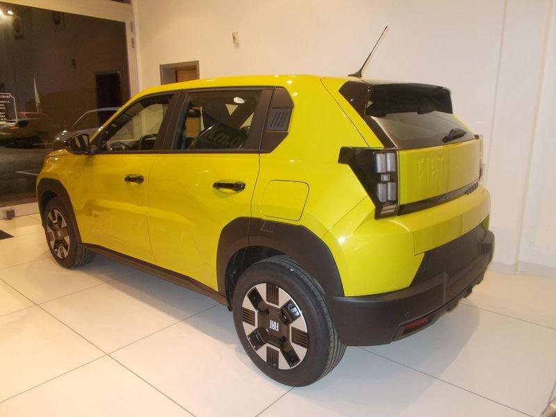 FIAT Grande Panda Hybrid Hybrid Icon 338.7575187 MASSARI MARCO PRONTA IN SEDE