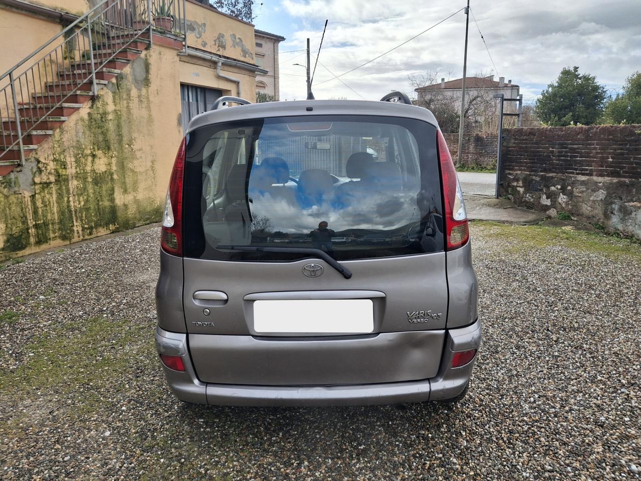 Toyota Yaris Verso 1.3i 16V cat Sol '03