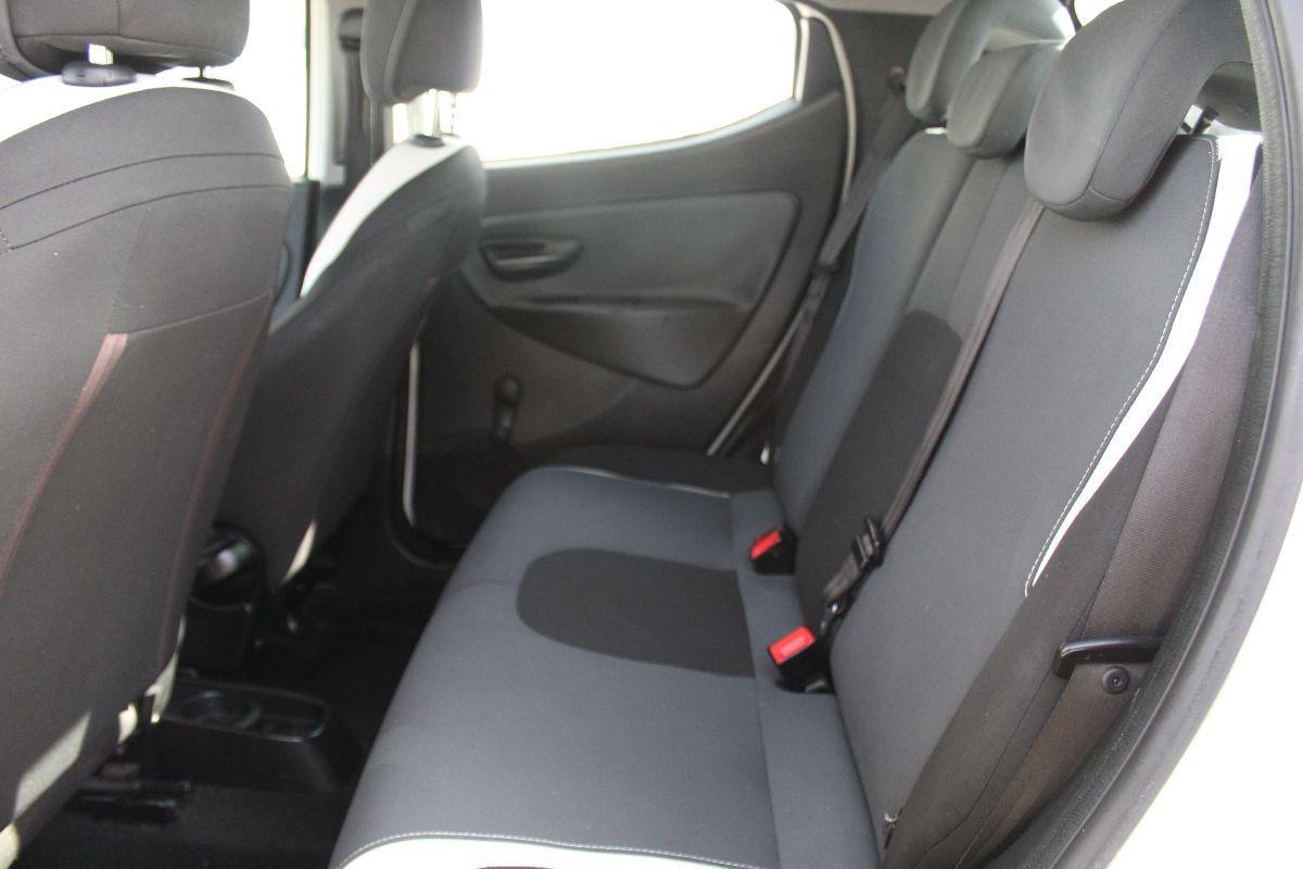 LANCIA - Ypsilon - 1.2 69 CV 5 porte Elefantino