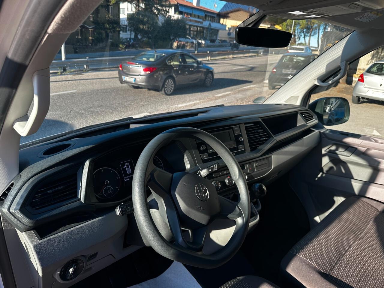 Volkswagen Transporter T6.1 (3 Posti) L1H1 CLIMA / TEMPOMAT