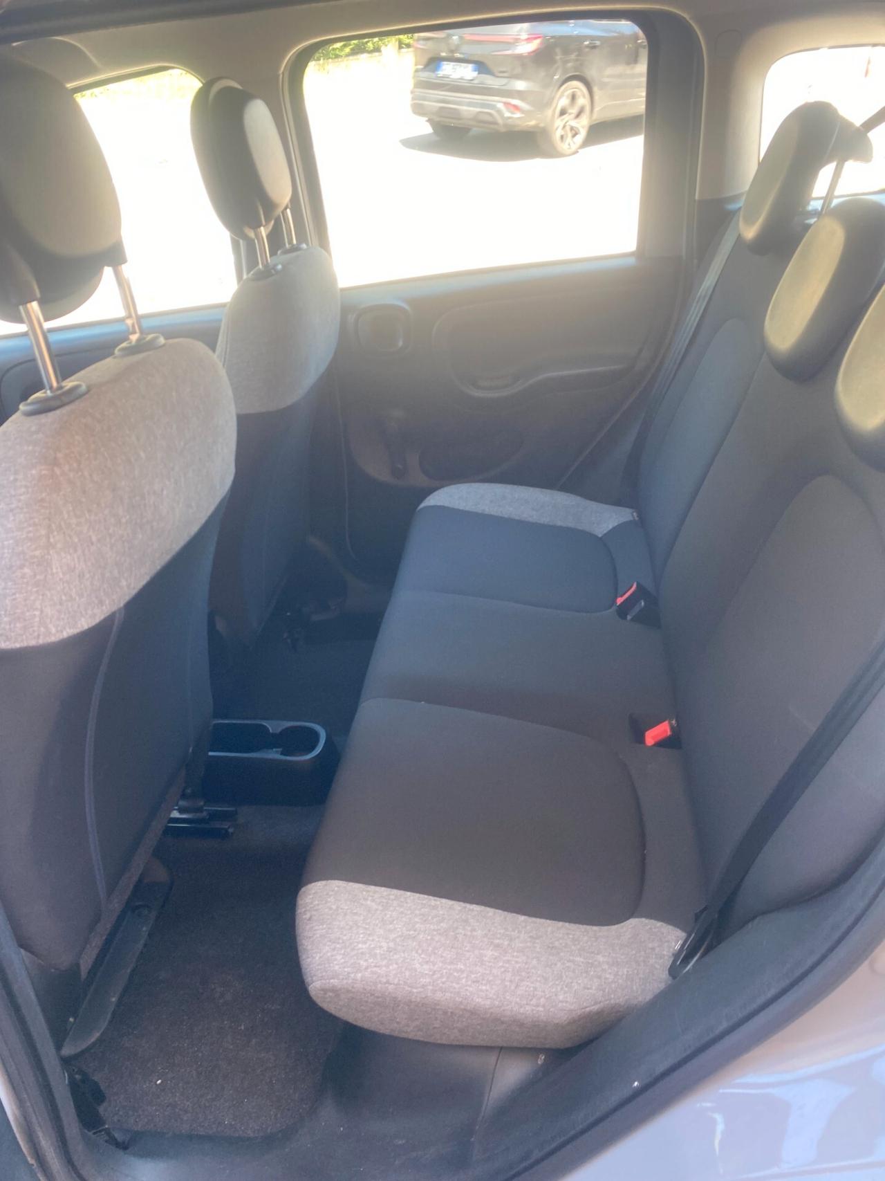Fiat Panda 1.0 FireFly S&S Hybrid Red
