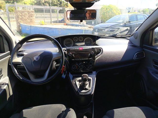 LANCIA Ypsilon 1.2 69 CV 5 porte Platinum