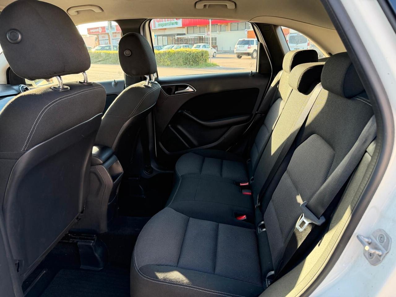 Mercedes-benz B 180 CDI - 2013 - DIESEL