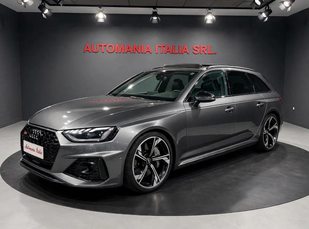 AUDI RS4 2900 TFSI 450 CV Tiptronic