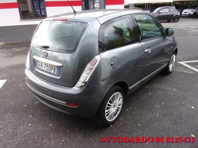 LANCIA Ypsilon 1.2 69 CV Argento