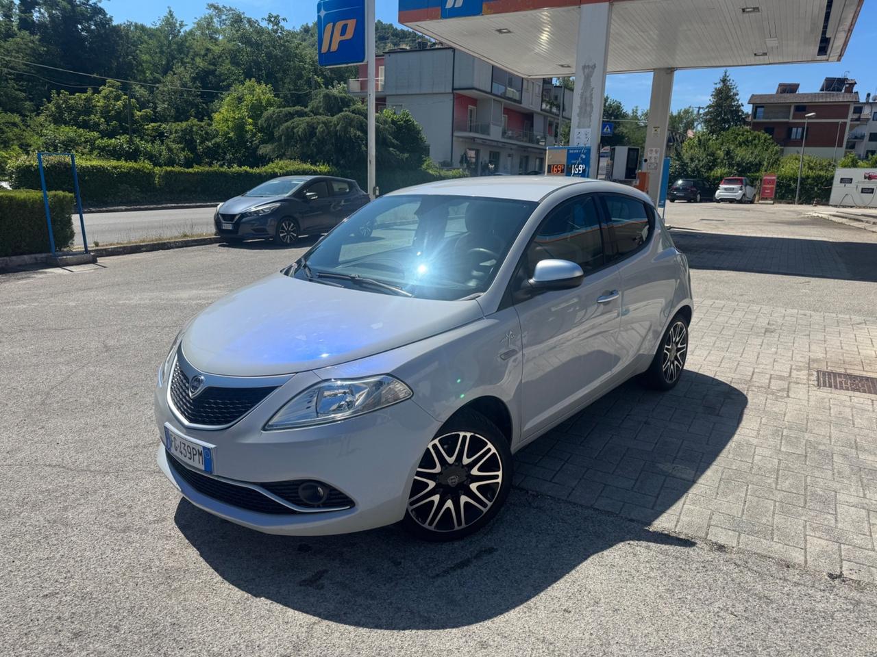 Lancia Ypsilon 1.2 69 CV MYA S&S Platinum