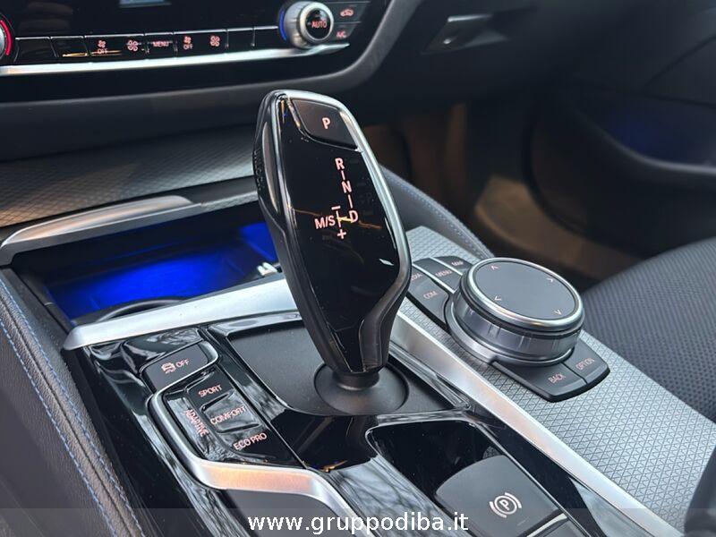 BMW Serie 5 G31 2017 Touring Diese 520d Touring mhev 48V xdrive Msport auto