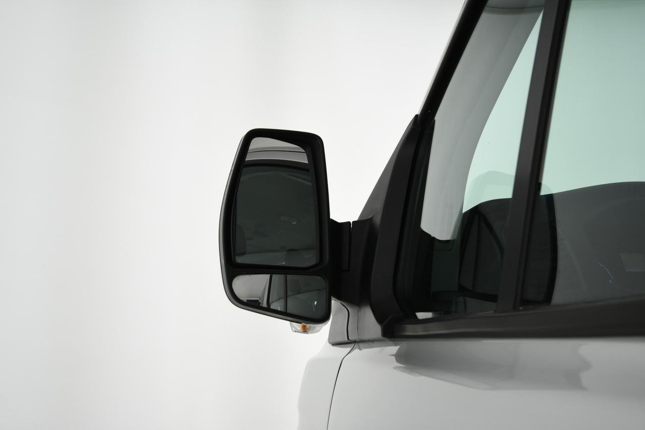 FORD Transit custom 320 2.0 tdci 130cv Trend combi L2H1 IVA+9 POSTI