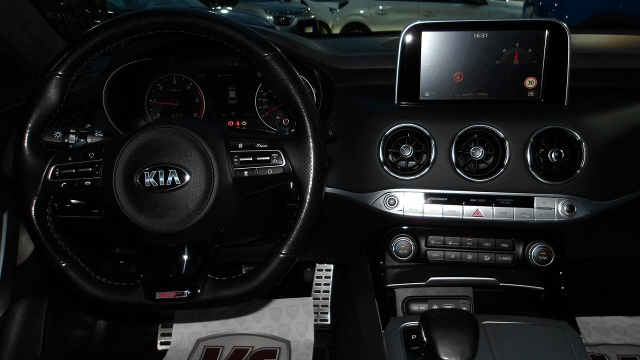 KIA STINGER 2.2 CRDI GT LINE-AUTO-PREZZO PROMO!