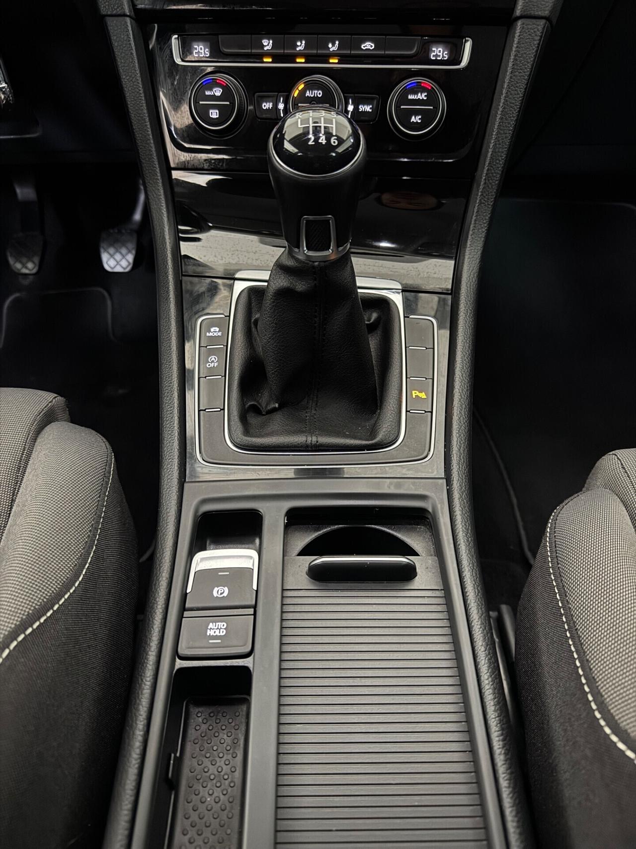 Volkswagen Golf 2.0 TDI 5p. Highline BlueMotion Technology