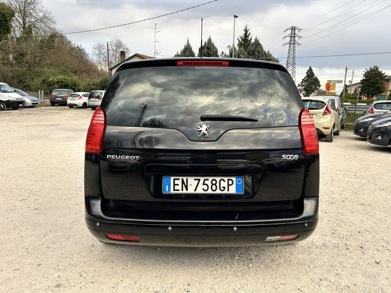 PEUGEOT 5008 1.6HDI 7 POSTI UNICO TOP