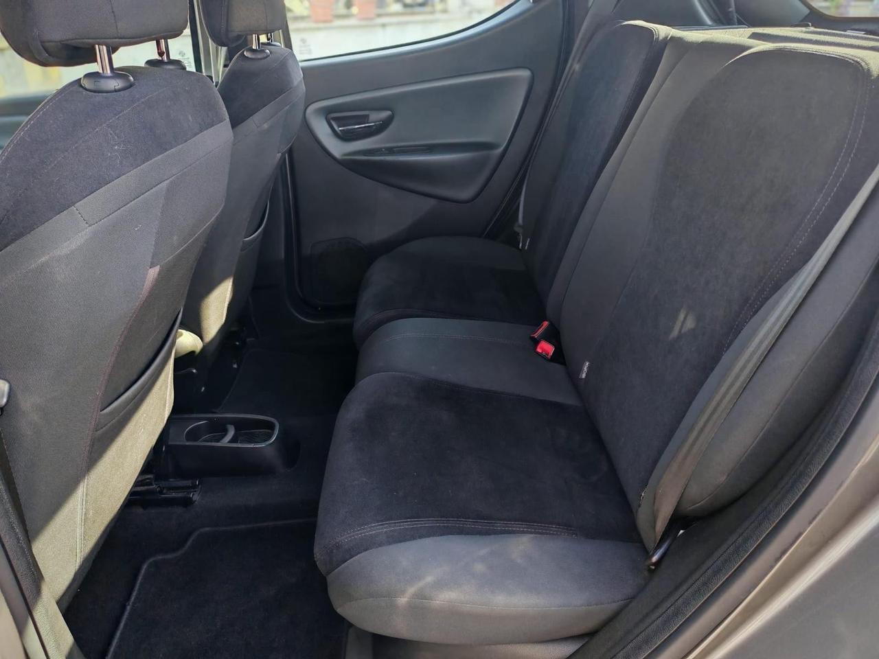 Lancia Ypsilon 1.3 MJT