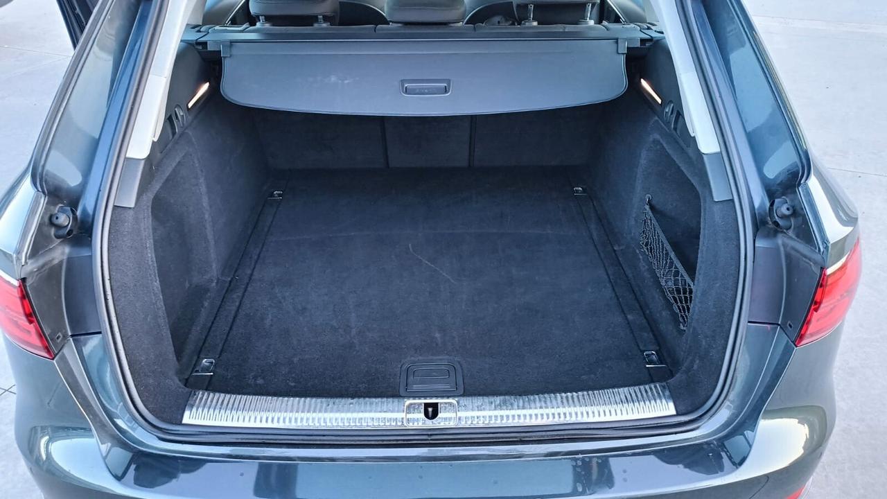 Audi A4 Avant 2.0 TDI 150 CV ultra Business Sport