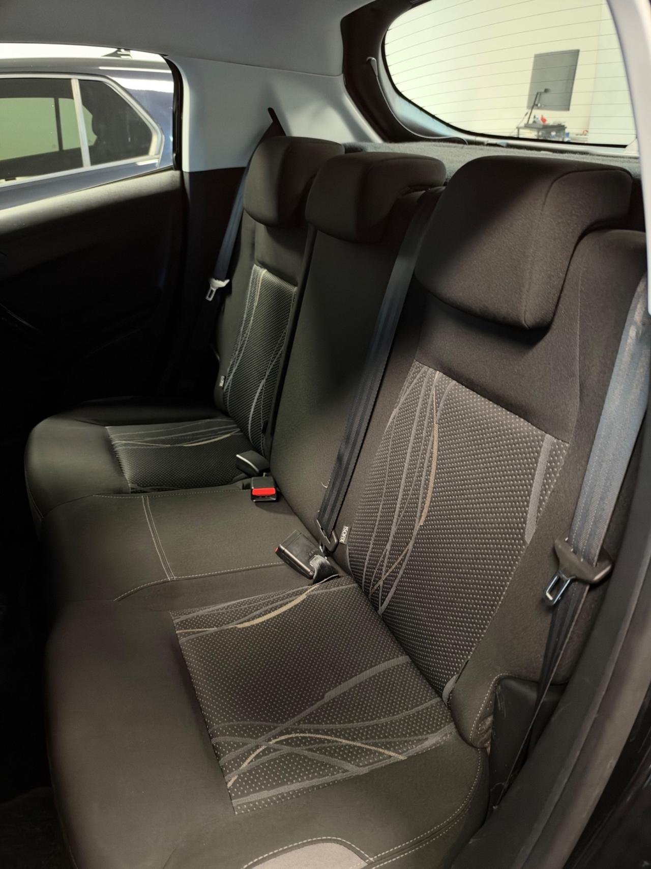 Peugeot 208 1.4 HDi 68 CV Allure