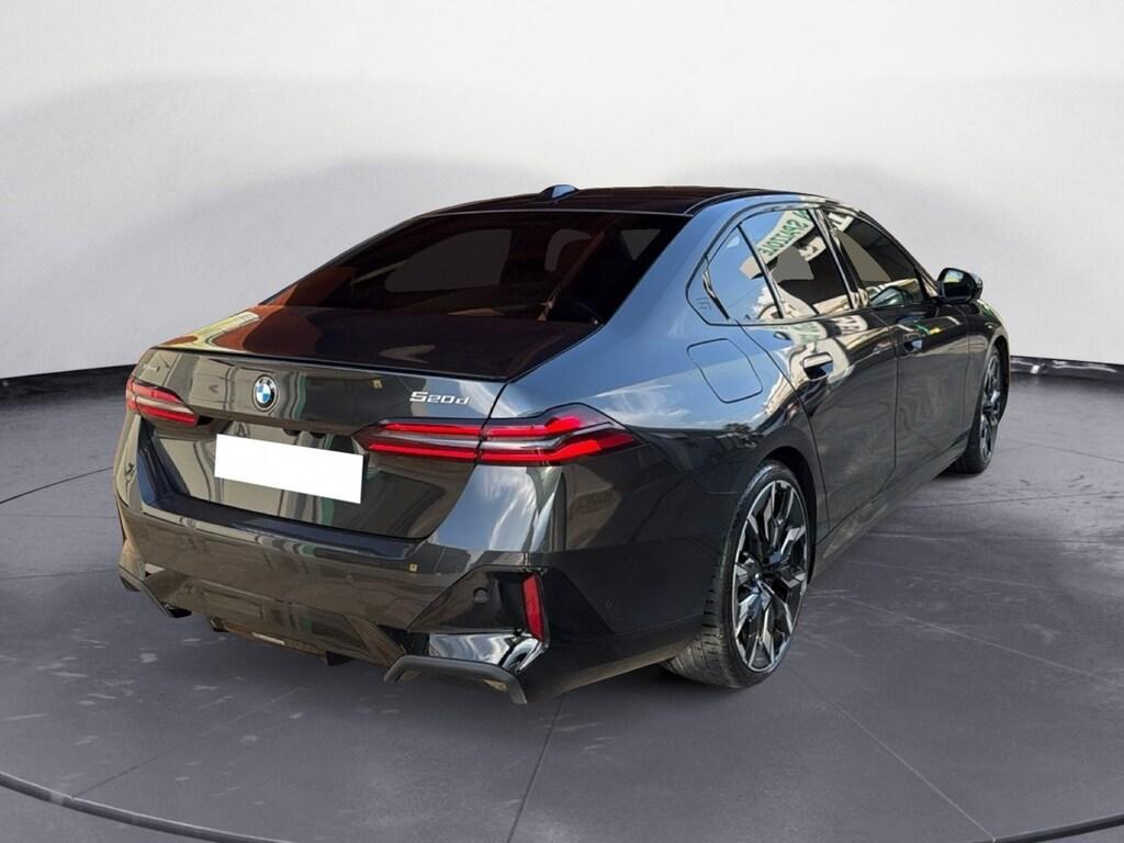 BMW Serie 5 Berlina 520 d 48V M Sport Pro xDrive Steptronic