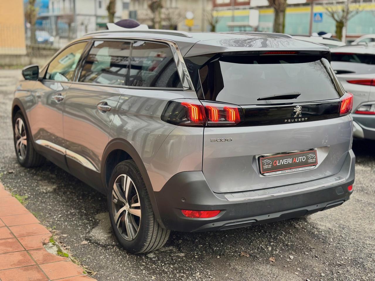 Peugeot 5008 7 Posti 130cv AllurePack PREZZO VERO