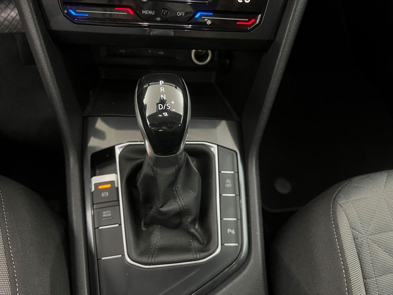 VOLKSWAGEN Tiguan II 2021 Tiguan 2.0 tdi Life 150cv dsg
