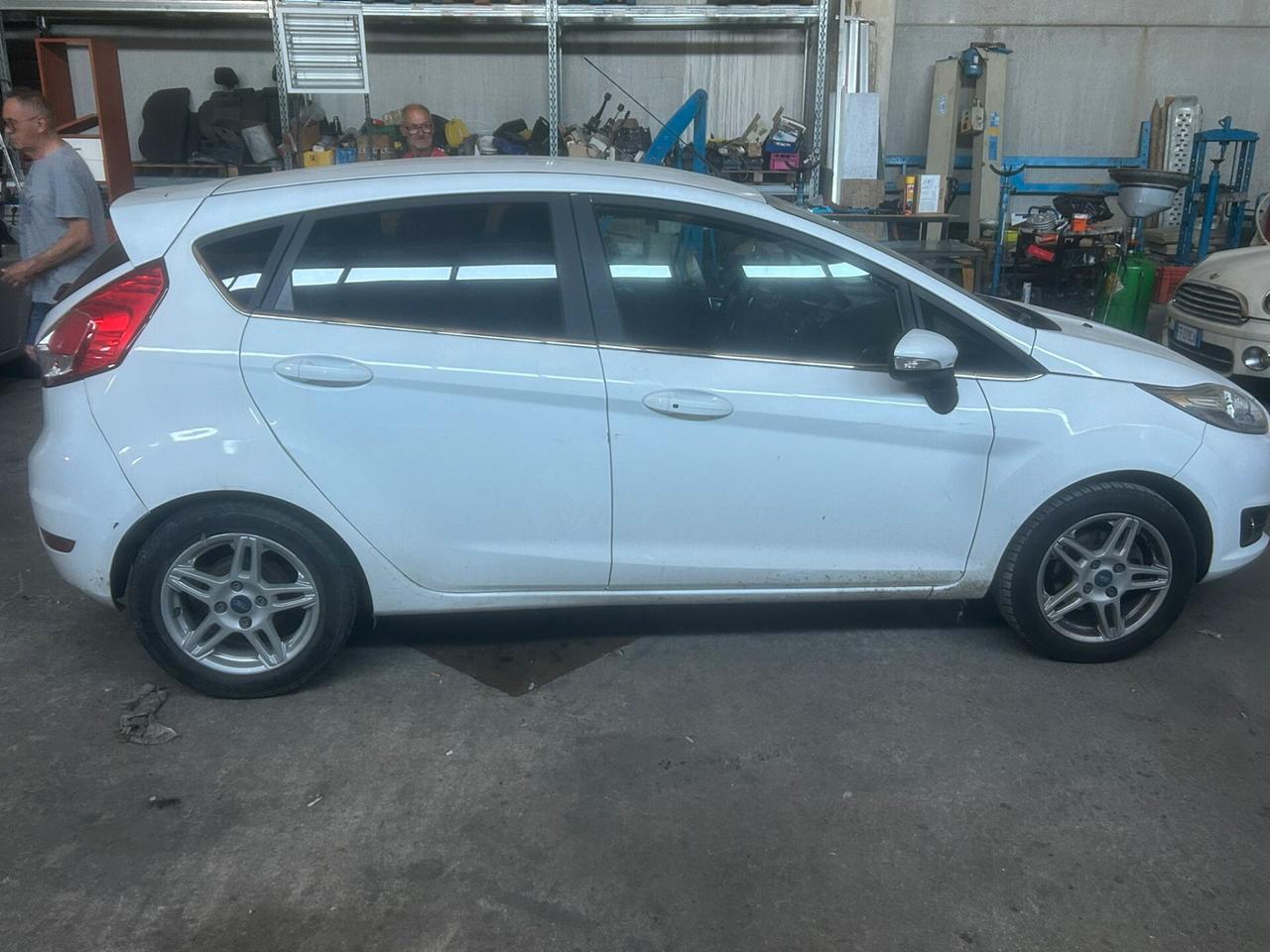 Ford Fiesta 1.5 TDCi 75CV 5 porte