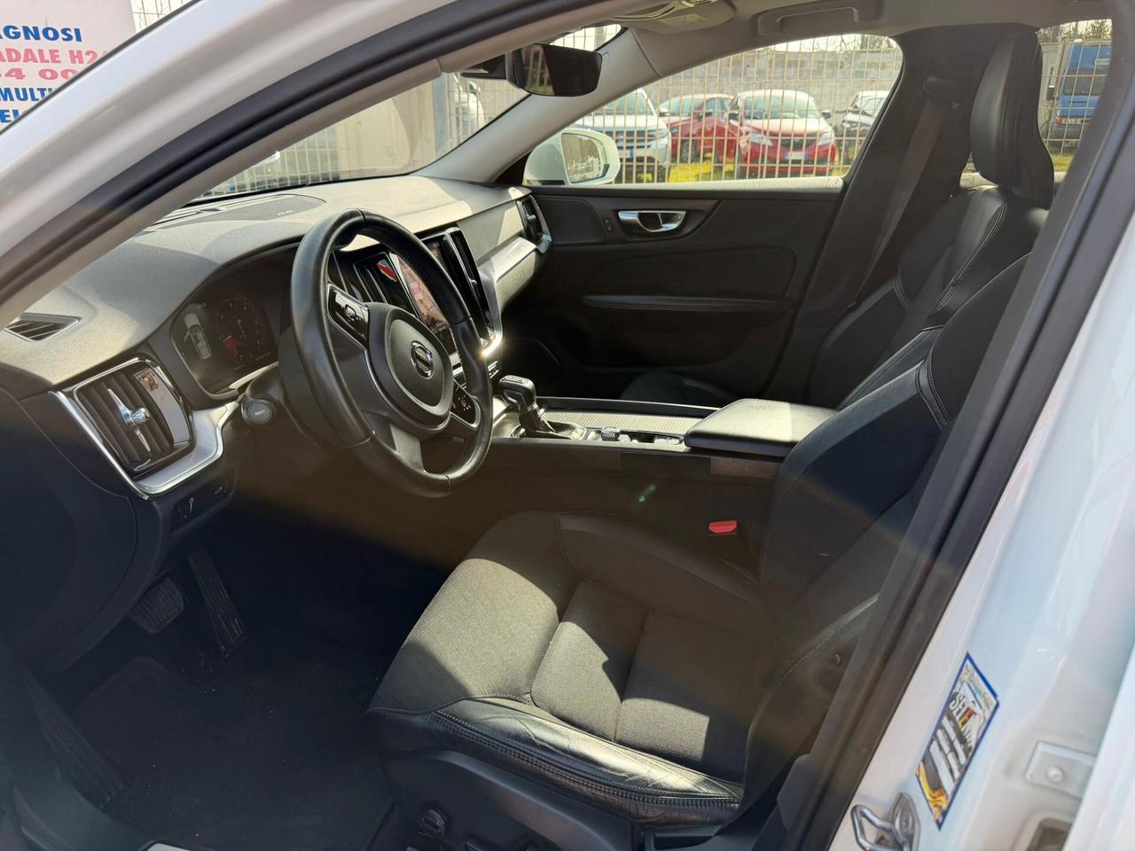 Volvo V60 Cross Country - 2.0 DIESEL - 2020