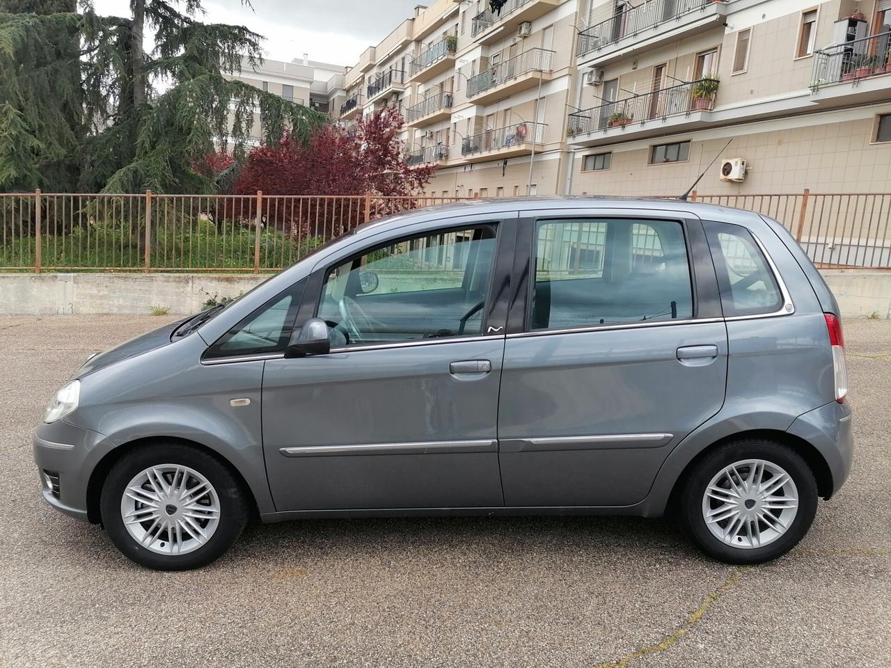 Lancia MUSA 1.3 Mjt 95 CV Gold 2011