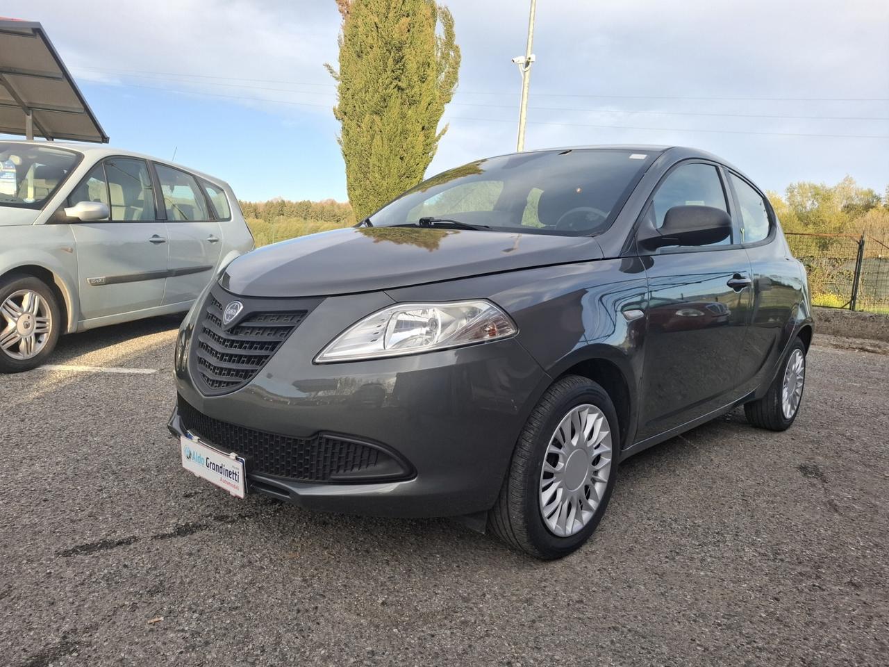 Lancia Ypsilon 1.2 69 CV Platinum
