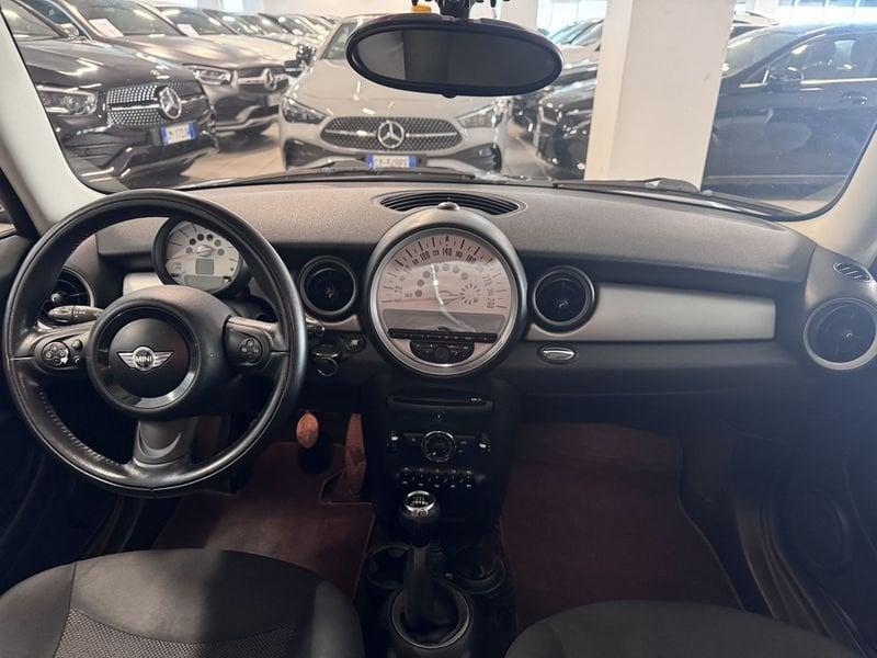 MINI Mini Mini 1.6 16V One (72kW)