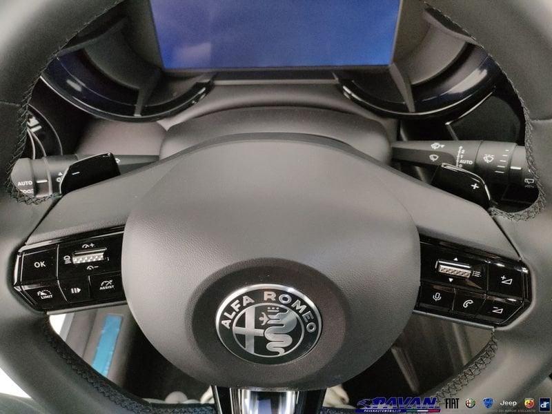 Alfa Romeo Junior Hybrid 145cv TECHNO Speciale