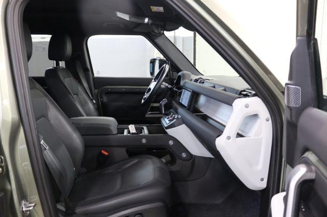 LAND ROVER Defender 110 3.0D I6 250 CV AWD X-Dynamic SE 7 POSTI