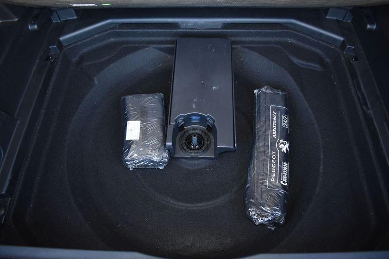 Peugeot 3008 3008 BlueHDi 130 S&S EAT8 Allure Pack