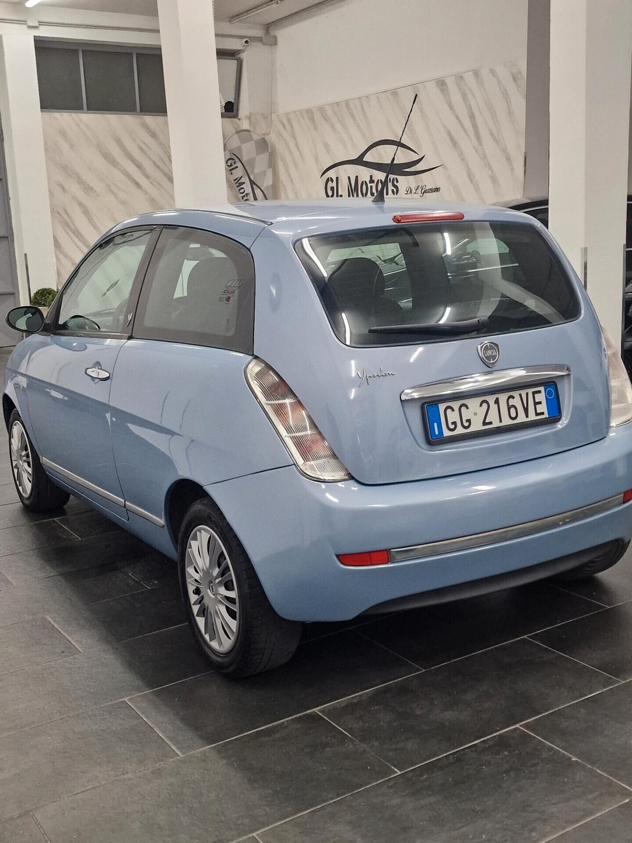 Lancia Ypsilon 1.2 Argento